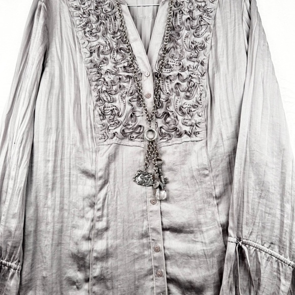 Gerry Weber Grey Beautiful Blouse with Embellished Neckline - Picture 2 of 13